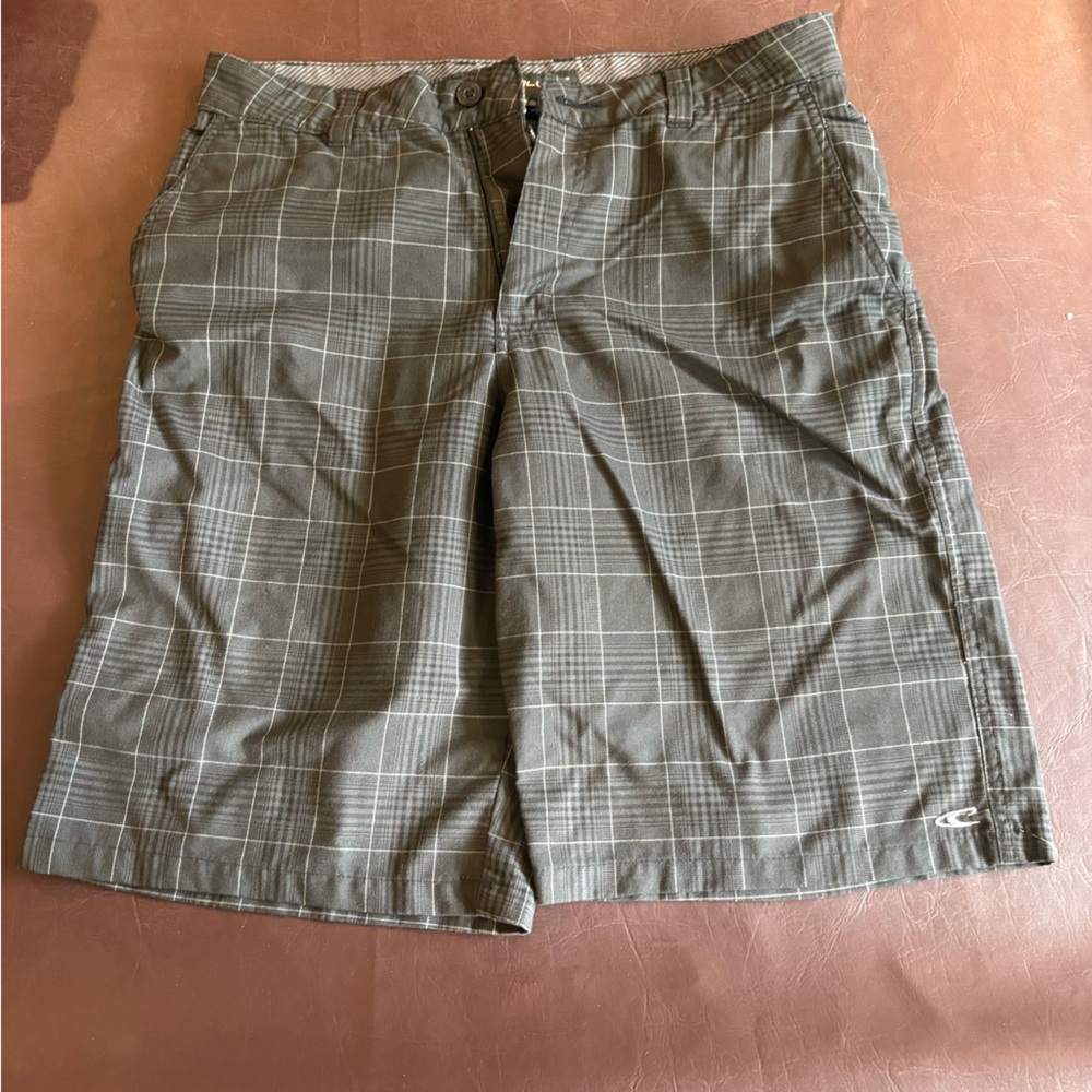 O’Neill Plaid Shorts Size 32 💥Buy 2 Get 1 Free💥